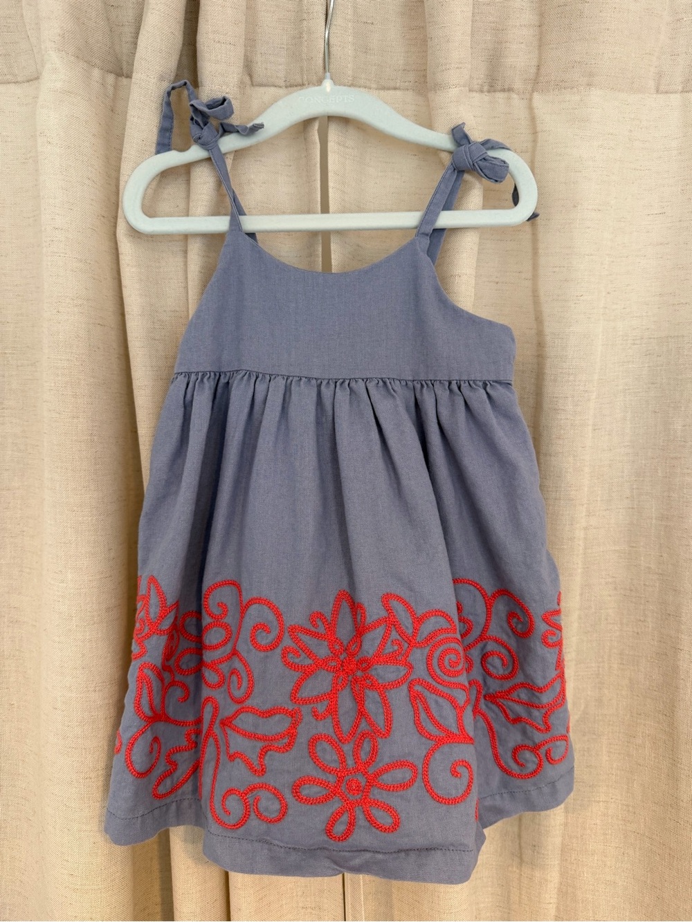 Tea Collection Girls Blue Tie-Shoulder Dress Red Floral Embroidery Cotton Linen